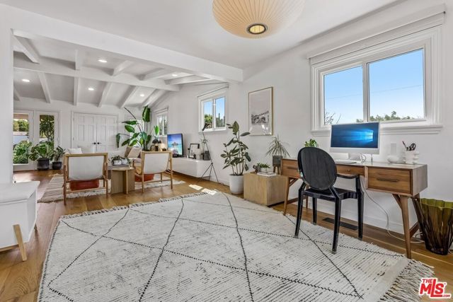 5646 S Sherbourne Drive, Los Angeles, CA 90056