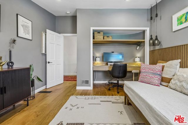 5646 S Sherbourne Drive, Los Angeles, CA 90056