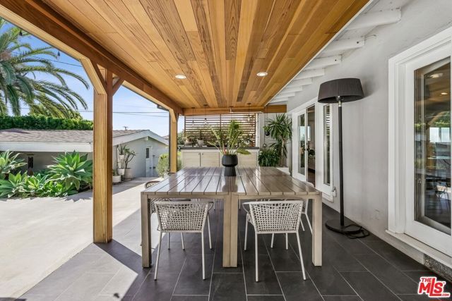 5646 S Sherbourne Drive, Los Angeles, CA 90056