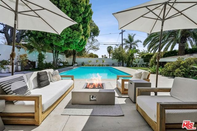 5646 S Sherbourne Drive, Los Angeles, CA 90056