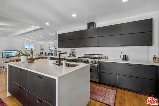 5646 S Sherbourne Drive, Los Angeles, CA 90056