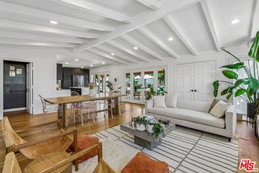 5646 S Sherbourne Drive, Los Angeles, CA 90056