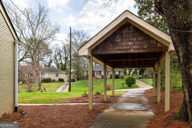1523 Harvest Lane SE, Atlanta, GA 30317