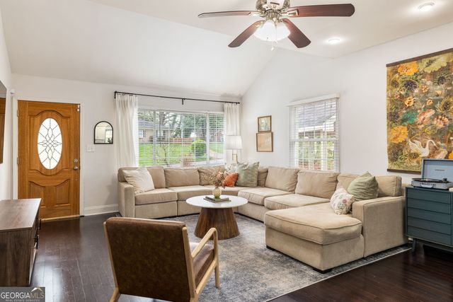 1523 Harvest Lane SE, Atlanta, GA 30317