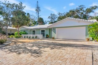 630 VENICE LANE, Sarasota, FL 34242