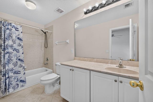 2786 SE Birmingham Drive, Stuart, FL 34994