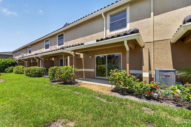 2786 SE Birmingham Drive, Stuart, FL 34994