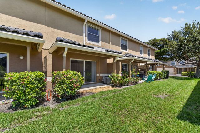 2786 SE Birmingham Drive, Stuart, FL 34994