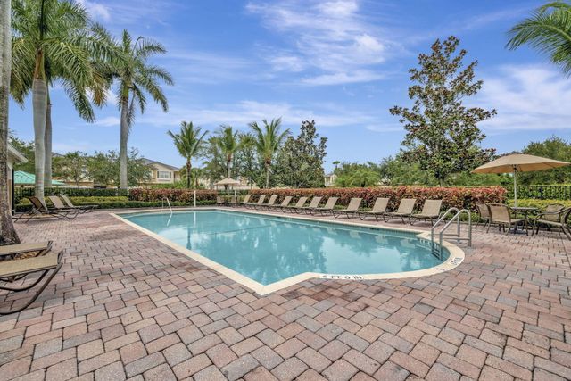 2786 SE Birmingham Drive, Stuart, FL 34994