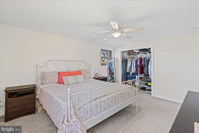 225 MAGNOLIA RD, Pemberton, NJ 08068