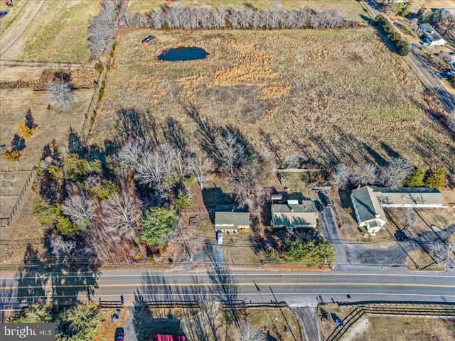 225 MAGNOLIA RD, Pemberton, NJ 08068