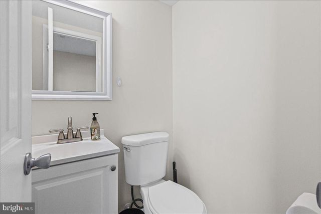 225 MAGNOLIA RD, Pemberton, NJ 08068