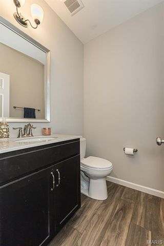 957 Colebrook Court, Lake St Louis, MO 63367