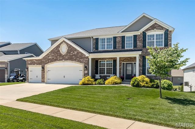 957 Colebrook Court, Lake St Louis, MO 63367