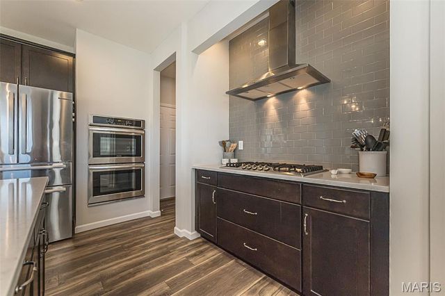 957 Colebrook Court, Lake St Louis, MO 63367