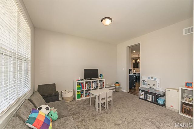 957 Colebrook Court, Lake St Louis, MO 63367