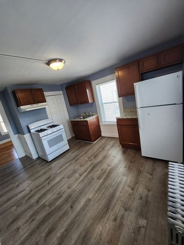 35 Upham Street 2, Salem, MA 01970