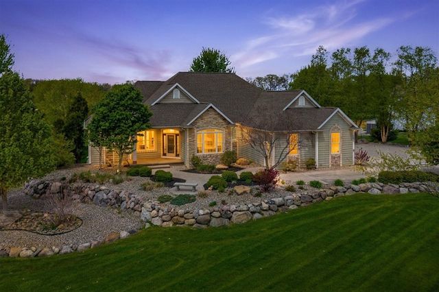 5630 Farallon Drive, Kalamazoo, MI 49009