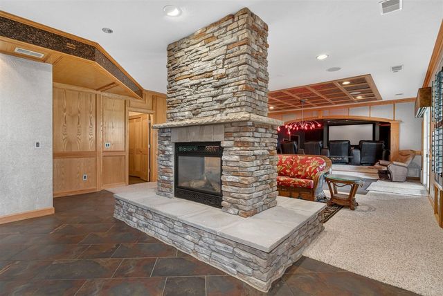 5630 Farallon Drive, Kalamazoo, MI 49009