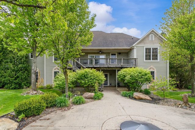 5630 Farallon Drive, Kalamazoo, MI 49009