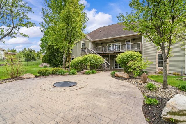 5630 Farallon Drive, Kalamazoo, MI 49009