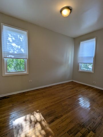 4447 W Carroll Avenue 2, Chicago, IL 60624