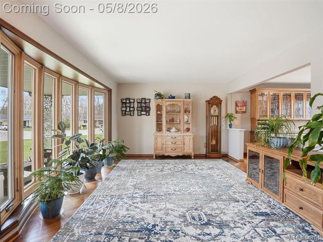 20145 Scarlet Court, Clinton Township, MI 48036