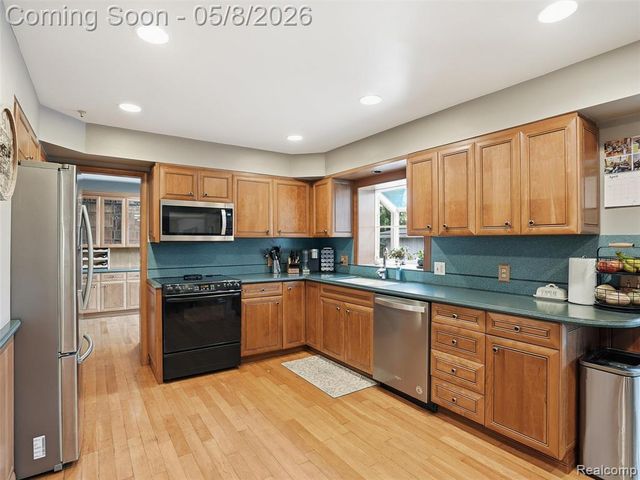 20145 Scarlet Court, Clinton Township, MI 48036