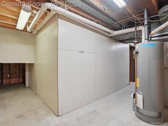20145 Scarlet Court, Clinton Township, MI 48036