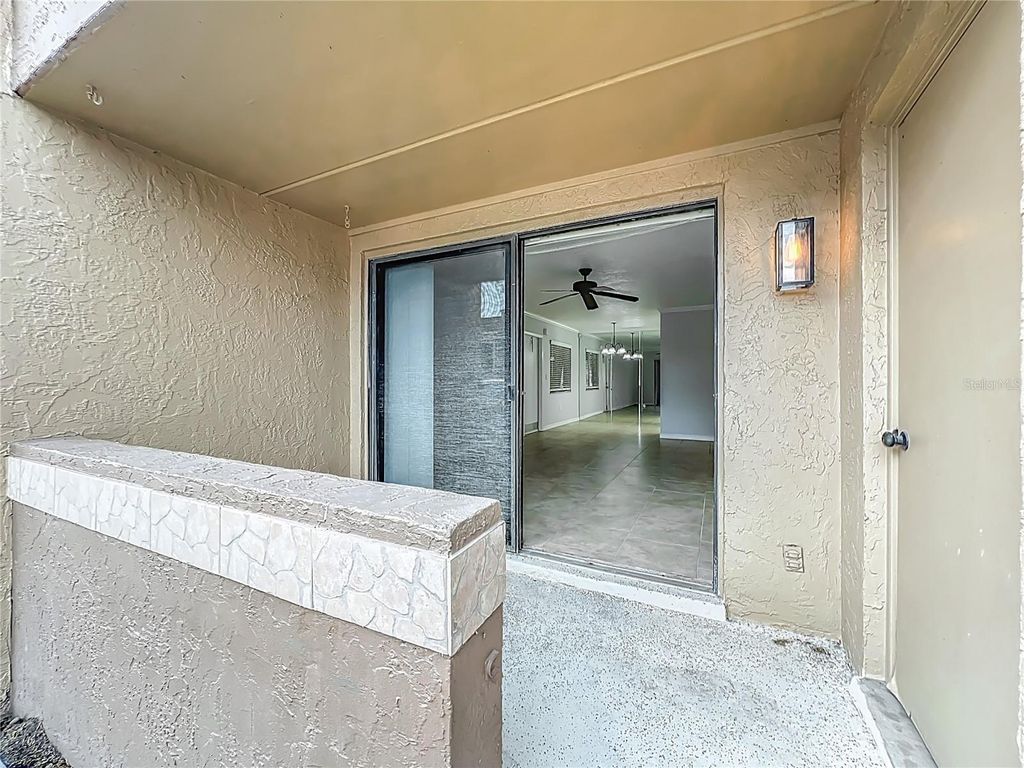 Image 38 of property listing at 5249 VINELAND ROAD, Orlando, FL 32811