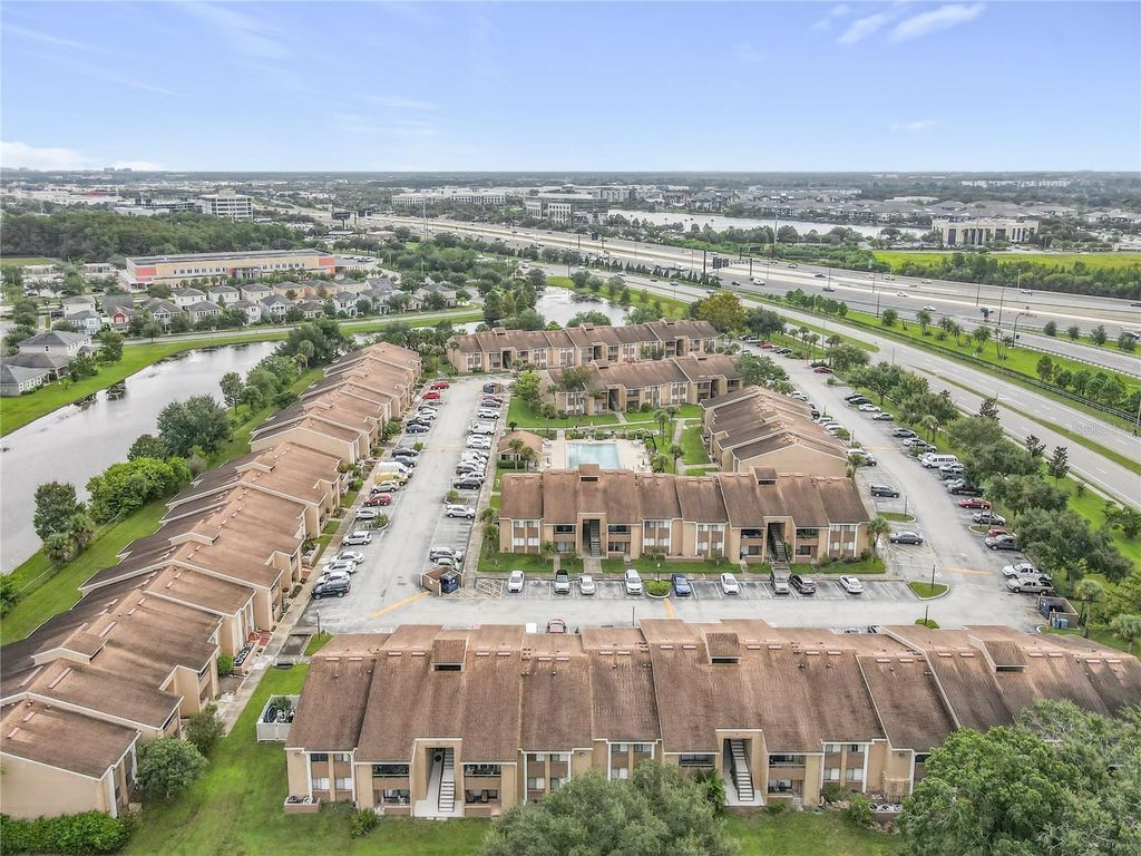 Image 41 of property listing at 5249 VINELAND ROAD, Orlando, FL 32811