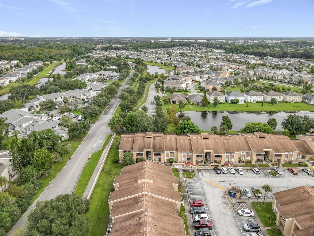 Image 42 of property listing at 5249 VINELAND ROAD, Orlando, FL 32811