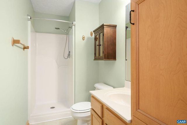 5 CHIPPEWA LN, Palmyra, VA 22963