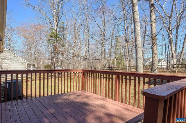 5 CHIPPEWA LN, Palmyra, VA 22963