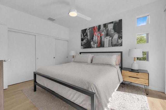 220 Enterprise Way, Palm Springs, CA 92262