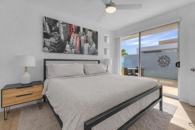 220 Enterprise Way, Palm Springs, CA 92262