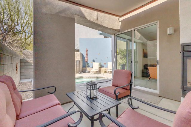 220 Enterprise Way, Palm Springs, CA 92262