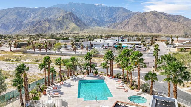 220 Enterprise Way, Palm Springs, CA 92262