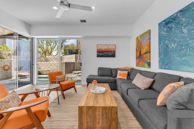 220 Enterprise Way, Palm Springs, CA 92262