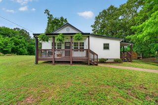 2378 Clydeton Rd, Waverly, TN 37185