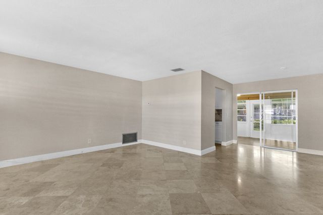 110 NW 24th Court, Pompano Beach, FL 33064