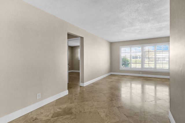 110 NW 24th Court, Pompano Beach, FL 33064