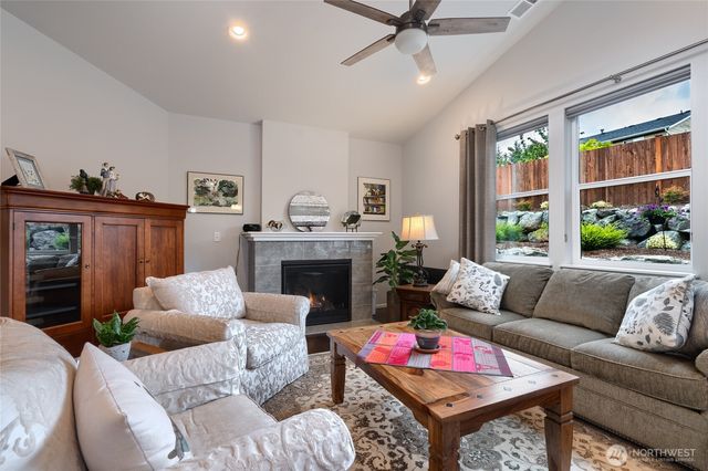 945 Alpine View Drive, Mount Vernon, WA 98273