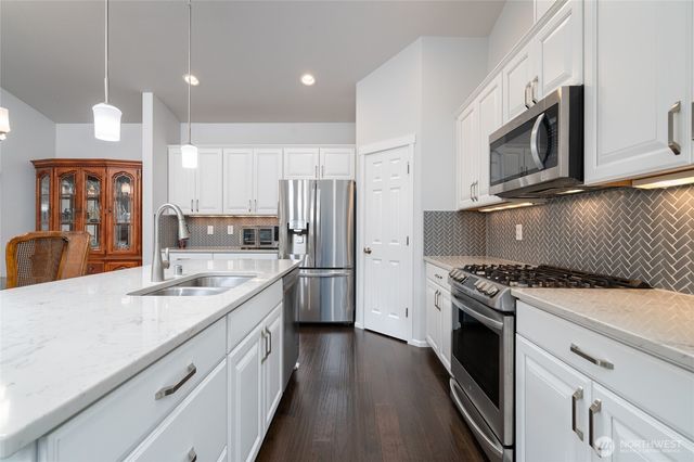 945 Alpine View Drive, Mount Vernon, WA 98273