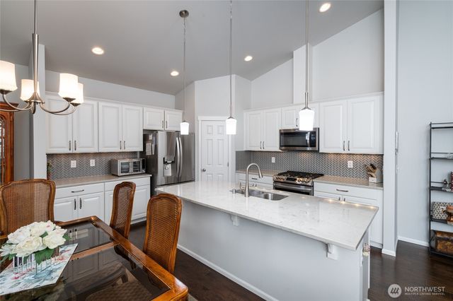 945 Alpine View Drive, Mount Vernon, WA 98273