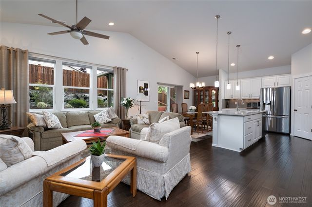 945 Alpine View Drive, Mount Vernon, WA 98273