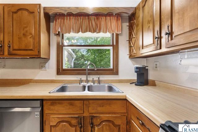 58357 Birch Bluff Lane, North Mankato, MN 56003