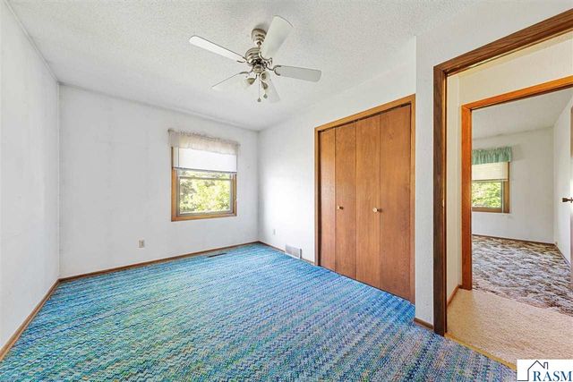 58357 Birch Bluff Lane, North Mankato, MN 56003