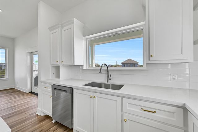 3819 El Lago Street, Galveston, TX 77554