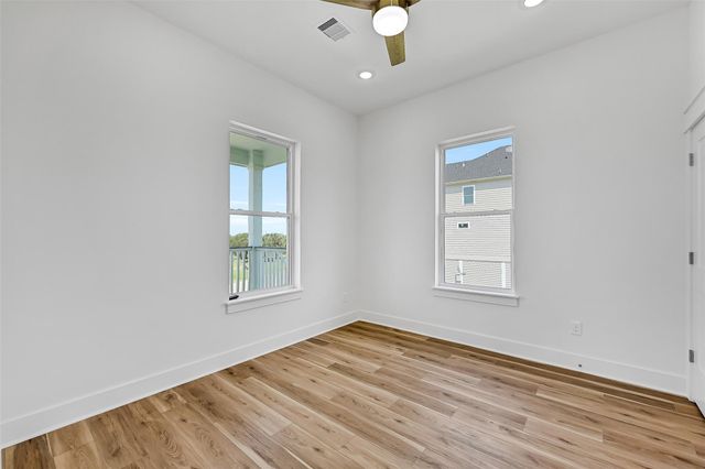 3819 El Lago Street, Galveston, TX 77554